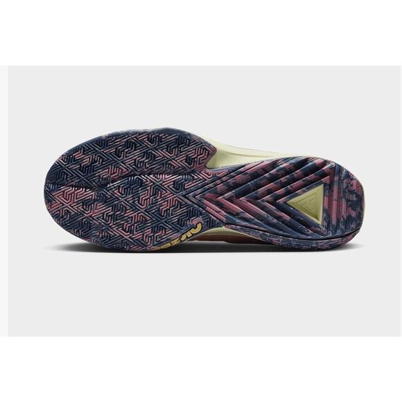 Nike Men's Zoom Freak 5 Men's Size 8 Fossil Stone/Alabaster/Desert Berry - Picture 2 of 5